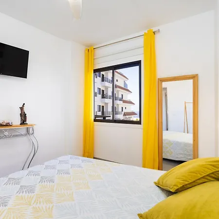Home2book Sunset Terrace & Pool Haven Appartement *